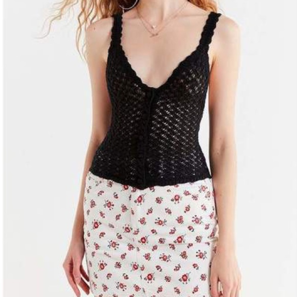 ✨UO Sommer Crochet Button-Down Tank✨